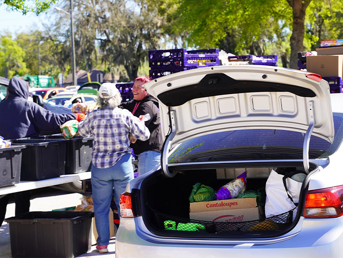 Distributing food at a mobile drop